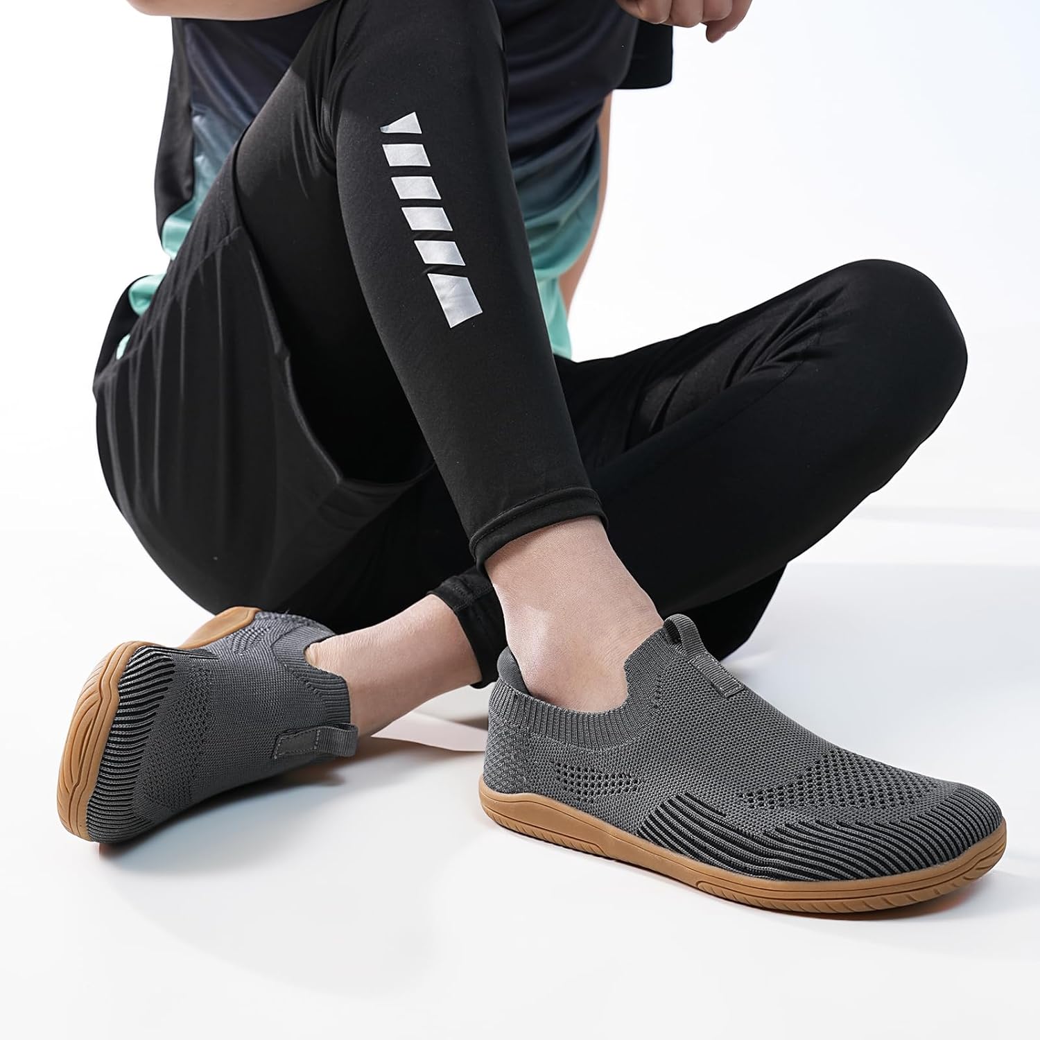 Slip-on Barefoot Shoes Men Minimalist Wide Toe Zero Drop Walking Shoes Lightweight Barefoot Feel & Breathable for Walking Running All Day Wear - Image 5